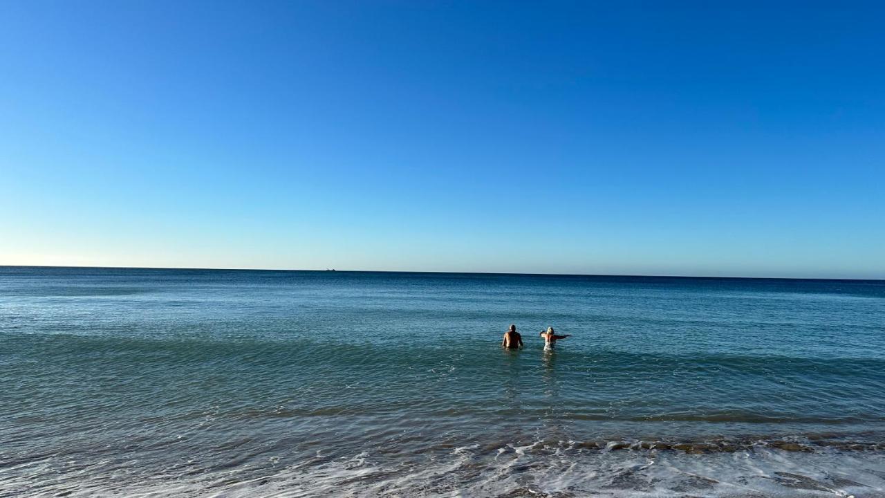 Amazing 2 Bedroom Apartment Near Beach With Pool Lagos Eksteriør bilde